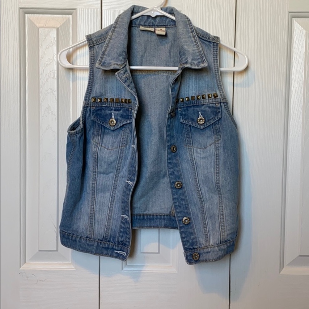 Mudd Jean Vest Size Medium